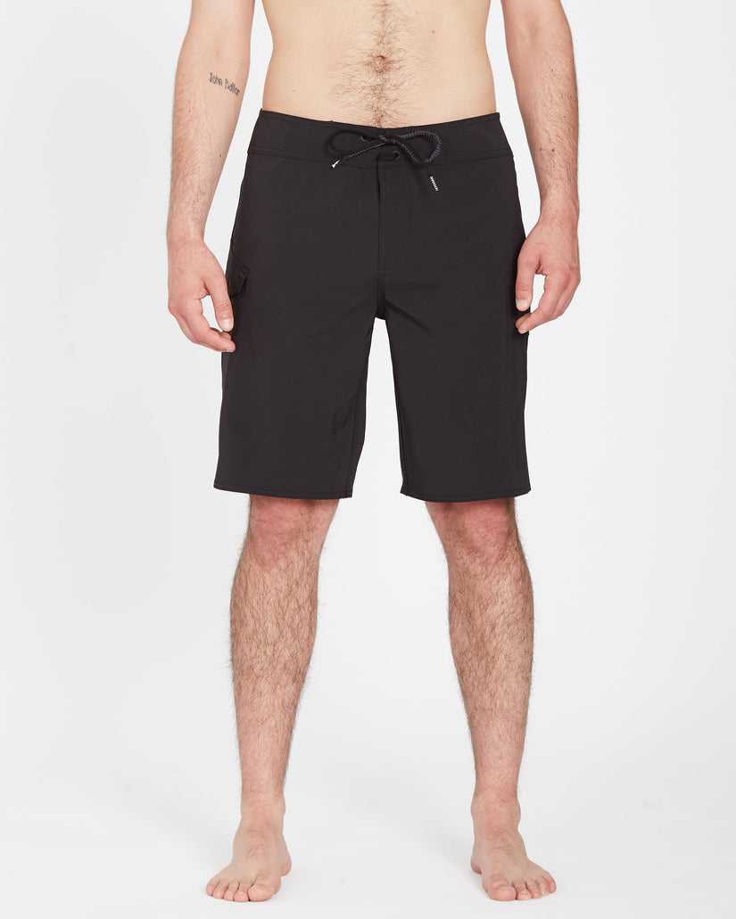 Lido Solid Mod 20" Boardshort - Black