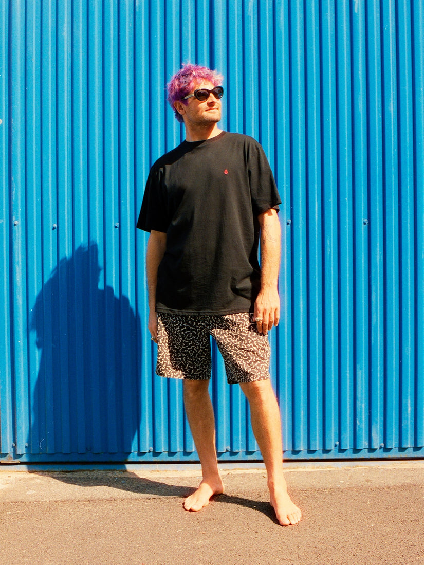Asphalt Beach 18" Shorts - BLACK